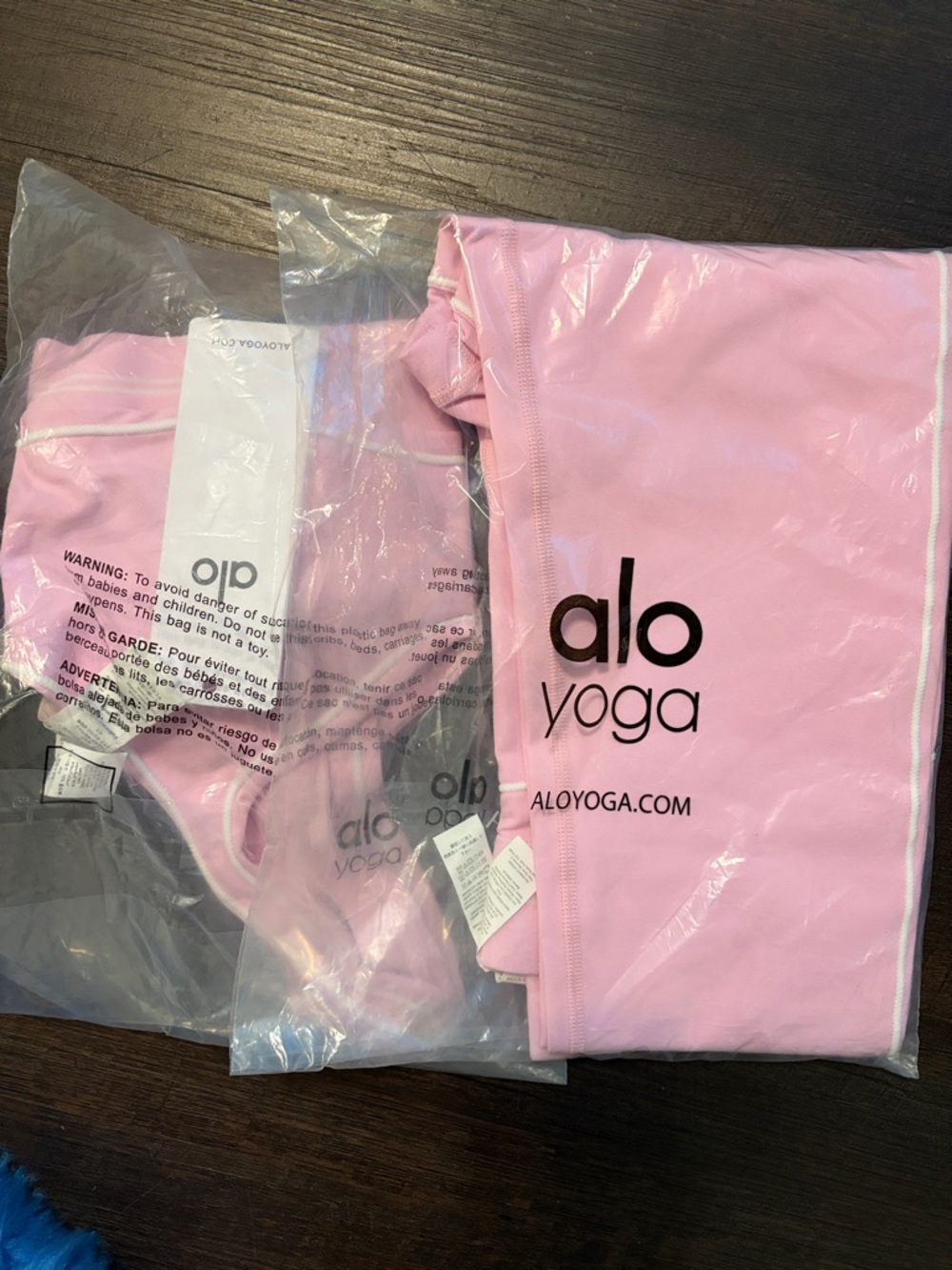 ALO Yoga Light Pink Matching Active Set